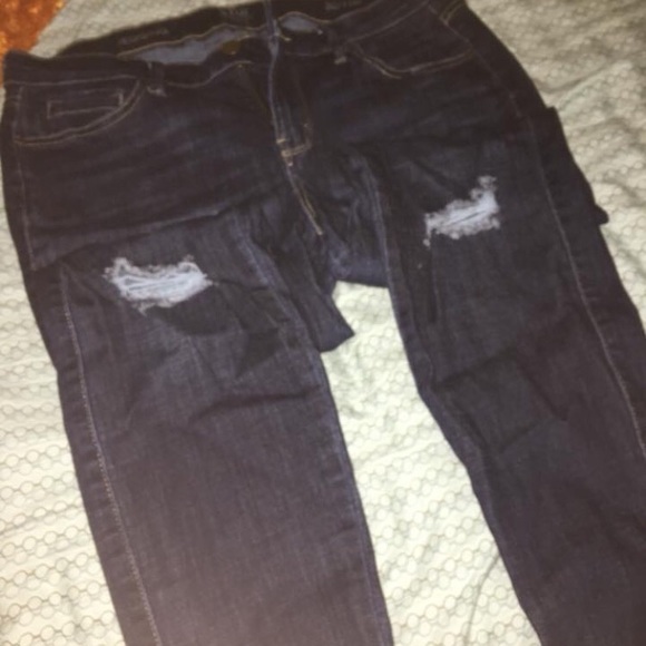 9-13 Clothes - Picture 5 of 8